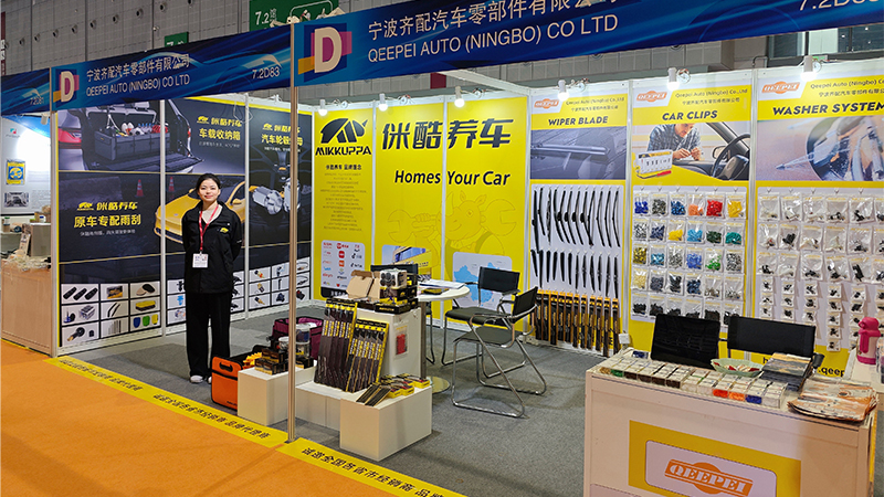 Die Imbissbuden des Qeepei -Teams von Automechanika Shanghai 2024